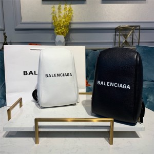 Balenciaga official website men's new leather bag chest bag