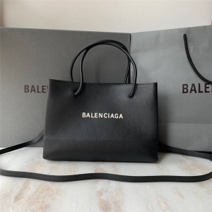 Balenciaga new LOGO leather hand shoulder bag