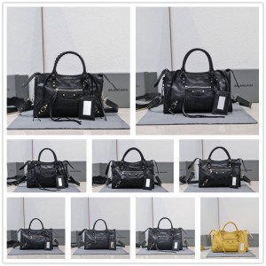 Balenciaga Classic Gold City Explosive Sheepskin Medium Handbag