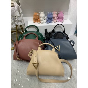 Bottega Veneta bv HANDLE handbag leather shell bag