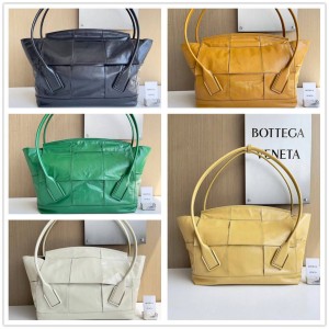 Bottega Veneta BV 619680 ARCO SLOUCH 56 Oil Wax Leather Large Handbag 618463