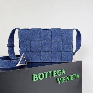 Bottega Veneta BV 744020/708768 Cassette Denim handbag