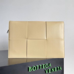 Bottega veneta BV 680169 men's large woven handbag Arco Briefcase