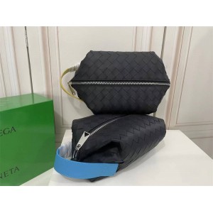 Bottega veneta BV 709310 Intreciato Woven Leather Wash Bag Handbag