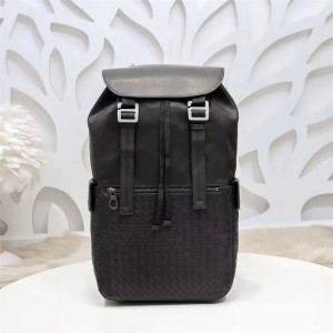 Bottega veneta BV 520460 Men's Calfskin Backpack