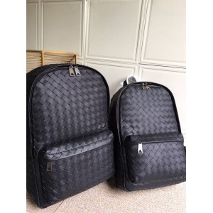Bottega Veneta BV Men's Bag New Medium Grid Woven Cowhide Backpack