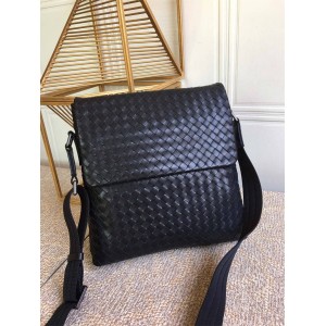 Bottega veneta BV New Tire Cowhide Knitted Crossbody Bag 2509