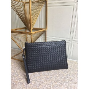 Bottega veneta BV New Classic Woven Zipper Handbag