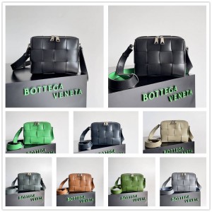 bottega veneta BV 730027 Cassette Camera 