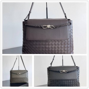 Bottega veneta BV 807715 Andiamo Medium Shoulder Bag