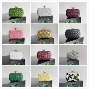 Bottega veneta BV 717622 Knot pleated dinner bag