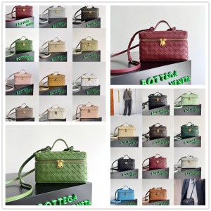 Bottega veneta BV 789109 Bang Bang Vanity Box Bag Makeup Bag