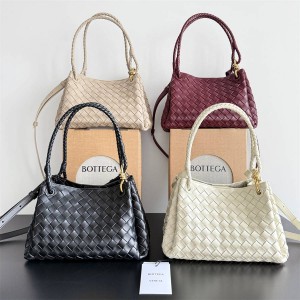 Bottega veneta BV 835921 Parachute Shoulder Bag