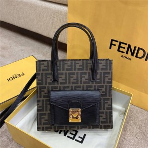 FENDI's new middle and ancient flower and Pitote bag briefcase