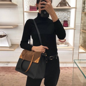 Fendi handbag FLIP large folding shoulder bag 8BT303