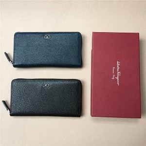 Ferragamo Men's Long Leather Large Zip Wallet 669786/669785