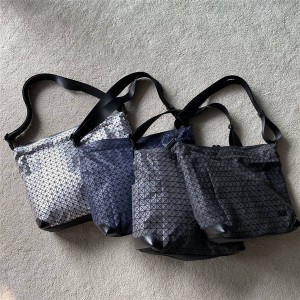 ISSEY MIYAKE new CURVE crossbody shoulder messenger bag