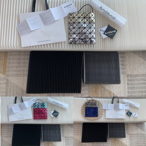 ISSEY MIYAKE 5X6 grid new color matching diamond crossbody bag