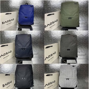 Issey miyake BAOBAO KURO official website large backpack mountaineering bag