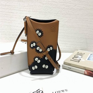 loewe limited "gate pocket" dust elf mobile phone bag