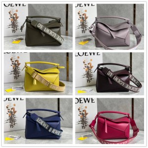 LOEWE A510P60X24 Puzzle Edge Small handbag