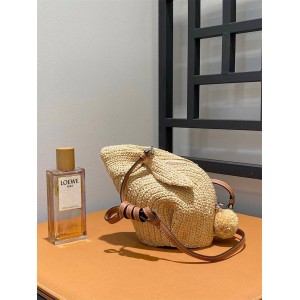 LOEWE Grass Woven Bunny Bag Crossbody Bag 66016