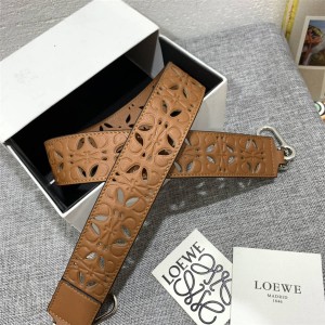 LOEWE Chinese official website ladies carved hollow LOGO shoulder strap