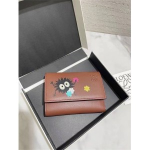 LOEWE Qianyu Qianxun Cooperative "Elf" Series Short Wallet 3779