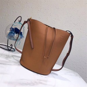 Loewe official website grain leather classic Gate Bucket Bag