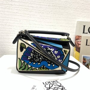 LOEWE embroidered Willian De Morgan mini puzzle handbag