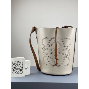 Loewe official website perforated hollow LOGO Gate Anagram handbag