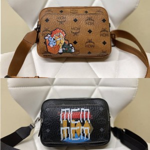 MCM X SAMBYPEN Lion Print Visetos Klassik Crossbody Bag