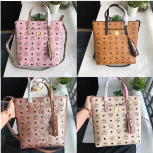 mcm new medium Anya Visetos zipper pendant shopping bag