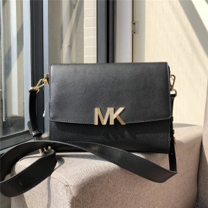 Michael Kors MK handbag new MONTGOMERY large shoulder bag