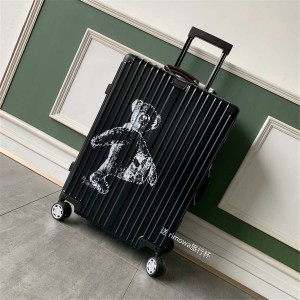 RIMOWA joint name Steiff teddy bear aluminum magnesium alloy boarding trolley case