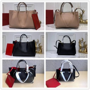 Valentino VLOGO ESCAPE Leather Shopping Bag 0052/0099