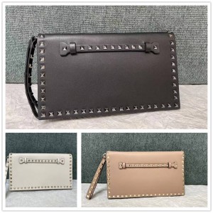 Valentino Rocksud Classic Rivet Handle Bag Wrist Bag 1318