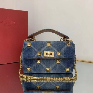 Valentino Roman Stud Extra Large Rivet Medium Denim Chain Bag Shoulder Bag 0127