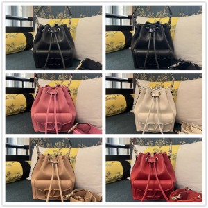 Valentino GARAVANI LOCÒ calfskin bucket bag 2094
