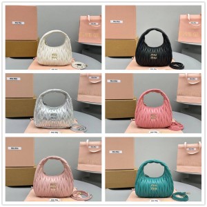 MIUMIU 5BC125 Wander Matelasse Soft Sheep Leather Crescent Bag 5518