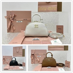 MIUMIU 5BP085 Handbag Shell Bun Half Moon Bun Dumpling Bun 5560