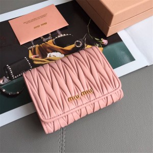 Miumiu short wallet new folds sheepskin 30% wallet 5MH016