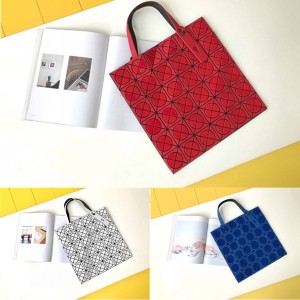 ISSEY MIYAKE new round 6 grid single shoulder handbag