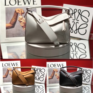 LOEWE New Color Puzzle SOFT 29 Medium Handbag