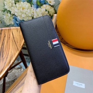 THOM BROWNE TB classic zipper wallet