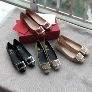 Roger Vivier RV Belle Vivier square-buckle patent-leather flats