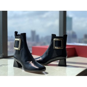 Roger Vivier RV Très Vivier Chelsea Ankle Boots