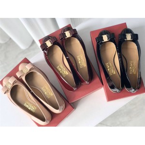 FERRAGAMO patent leather bow VARINA ballet flats leather shoes