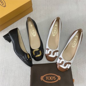 Tod's women's shoes two-tone twist leather buckle pumps