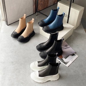 Alexander McQueen women's boots Tread Slick Chelsea boots 635714
